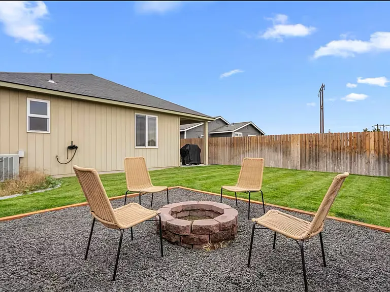 1915 S Neel St — Photo 13