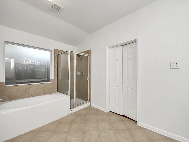 2412 Appian Way — Photo 30