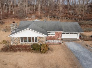 602 E Branch Rd, Patterson, NY 12563