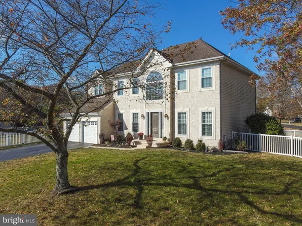 4909 Stillwater Cir, Doylestown, PA 18902