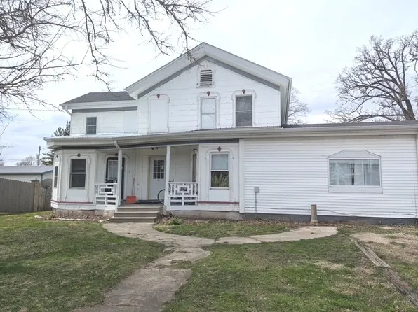 302 S Ottawa St, Earlville, IL 60518
