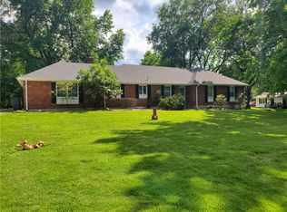 500 Hurricane Hl, Warrensburg, MO 64093