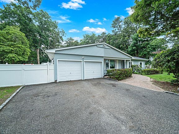 3rd image of 12 Beecher Street