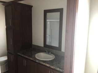 25235 Oxford St, Woodhaven, MI