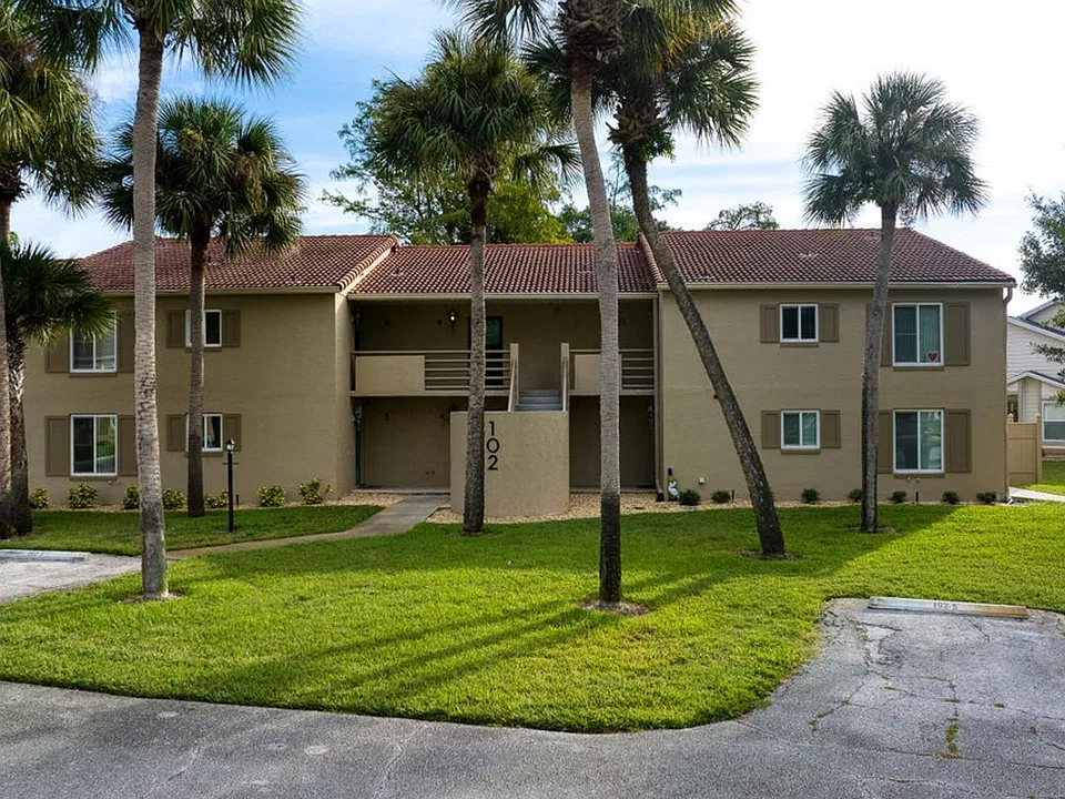 102 Bob White Ct #4
