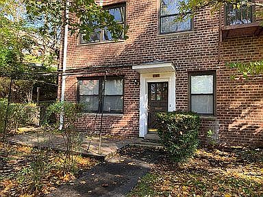 private entrance w/ patio