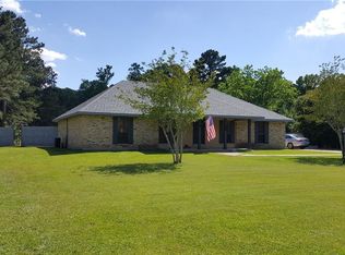 1052 Pine Hill Rd, Ville Platte, LA 70586