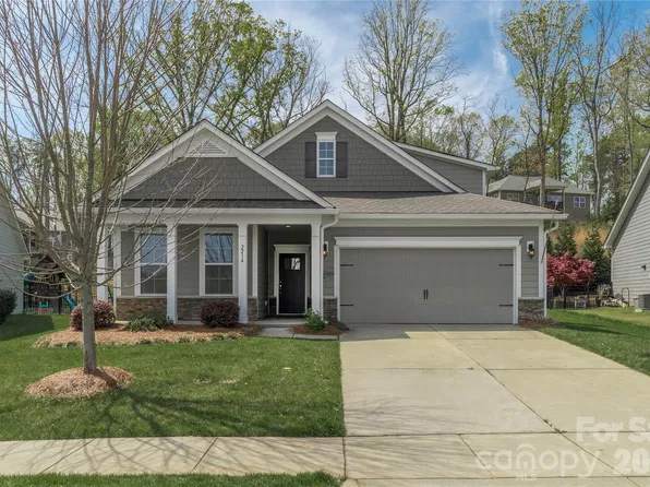 2214 Seagull Dr, Denver, NC 28037