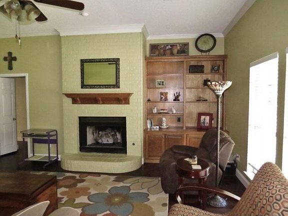 3rd image of 604 Wheatland Dr