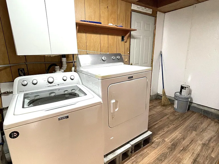 141 Richards Ave — Photo 15