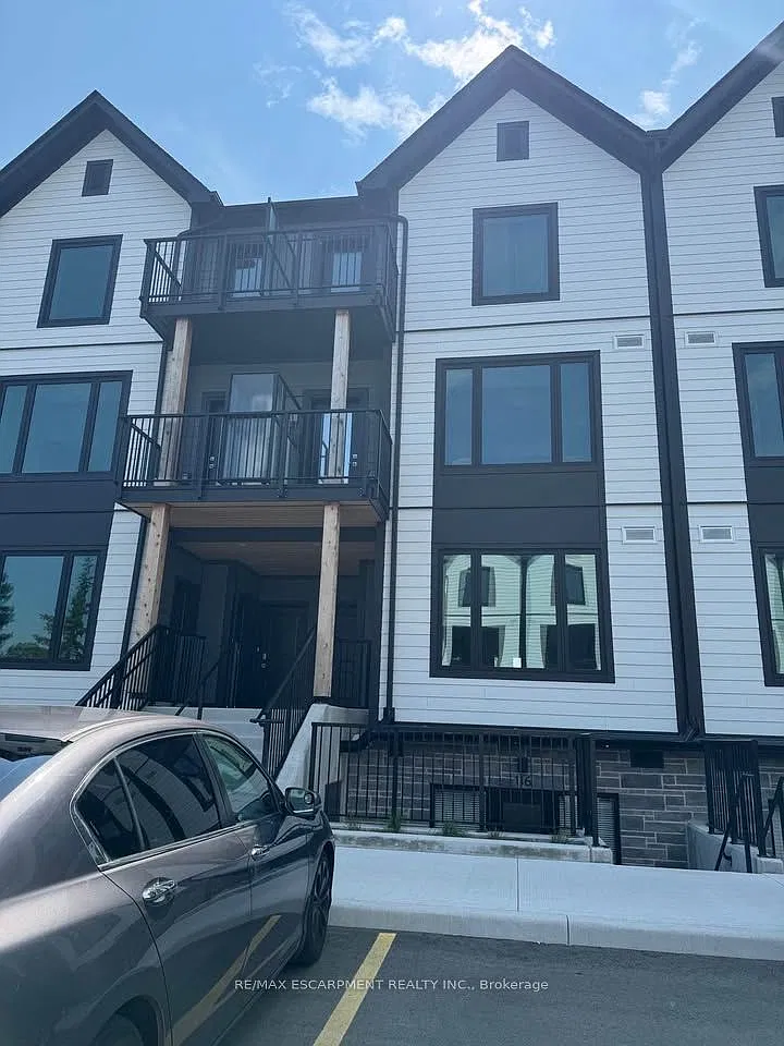 2 bed, $2,499 — Photo 2
