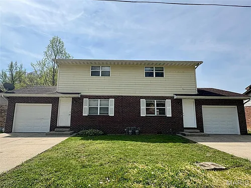 1029 Village Ln #1029 Photo 1