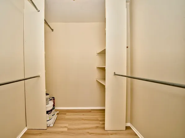 1206 E Fairview St APT 103, Arlington Heights, IL 60005