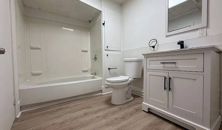 3 Charles St #2L — Photo 11