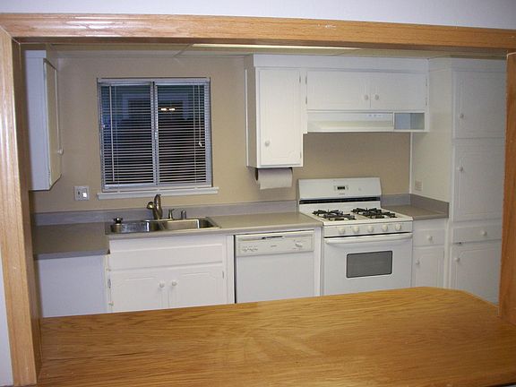 3rd image of 1167 Atascadero St