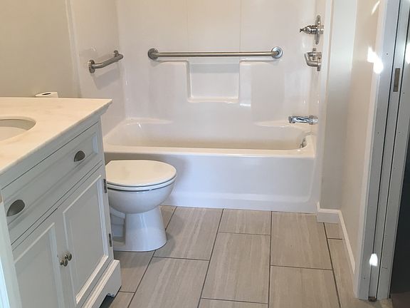 5th image of 1521 Mulberry Cir