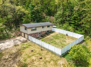 16237 Huckleberry Rd, Camp Douglas, WI 54618