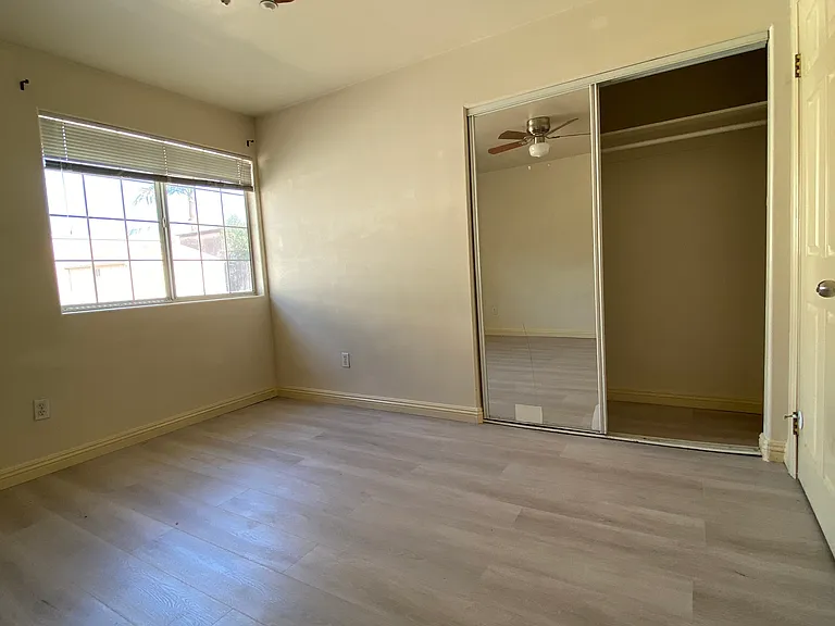2721 Montezuma Ave — Photo 12