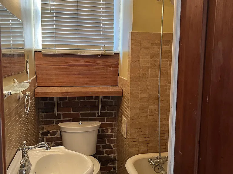 18 W Oglethorpe Ave #B — Photo 12