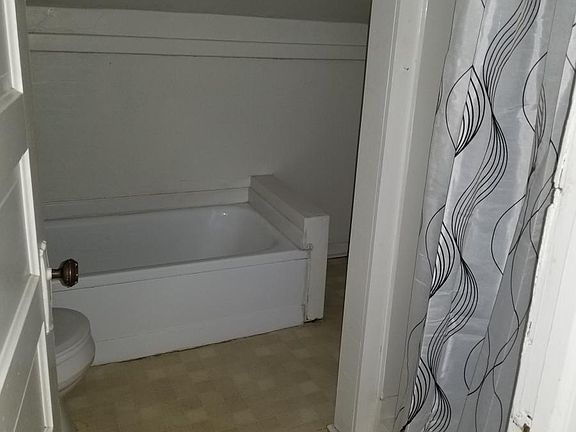 2nd image of 603 Spring Creek Dr Floor 2