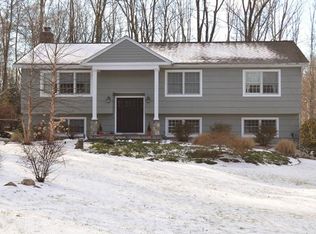 19 Maple Wood Dr, Brewster, NY 10509