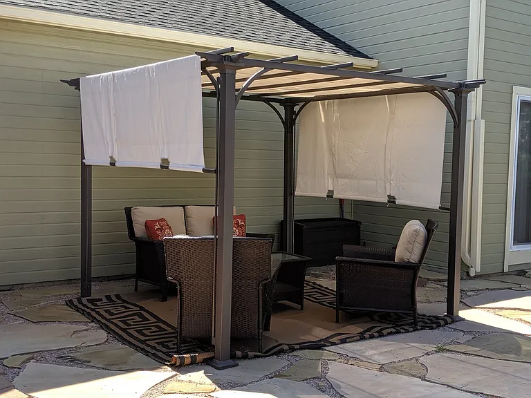 6268 Riverdale Dr — Photo 2