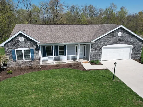 690 N Vineyard Cir, Pt Clinton, OH 43452
