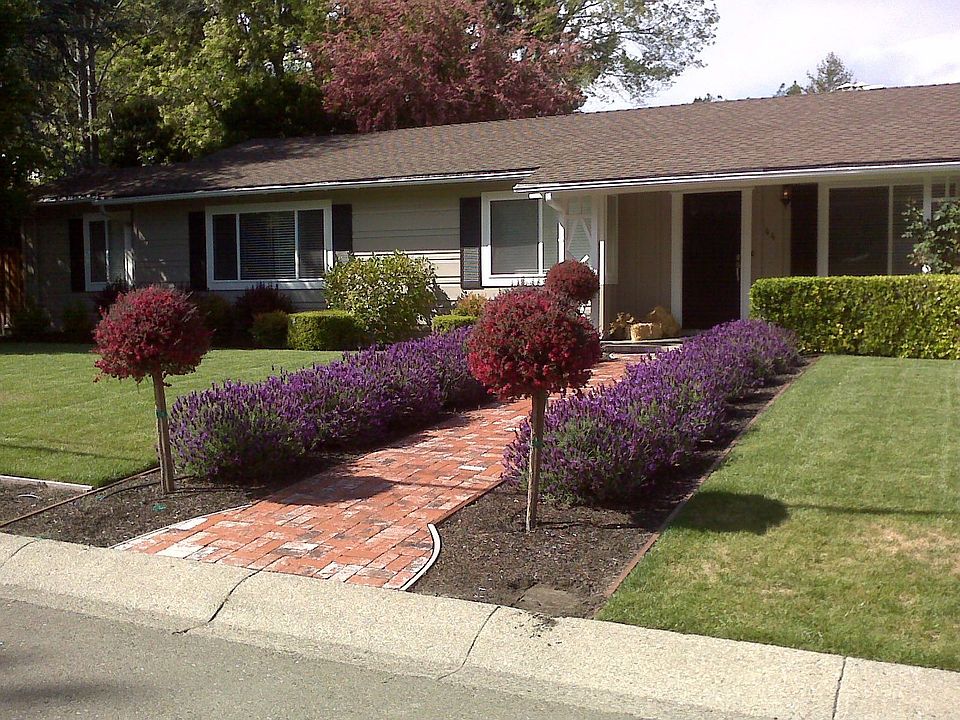 2nd image of 44 Estabueno Dr