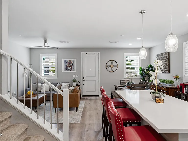 643 Winchester Dr — Photo 18
