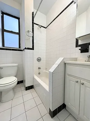 Rented by (Legacy) NY Quality Living Uptown | media 8