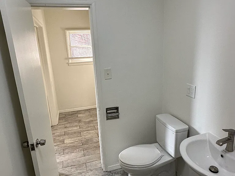 2245 Florencita Ave — Photo 7