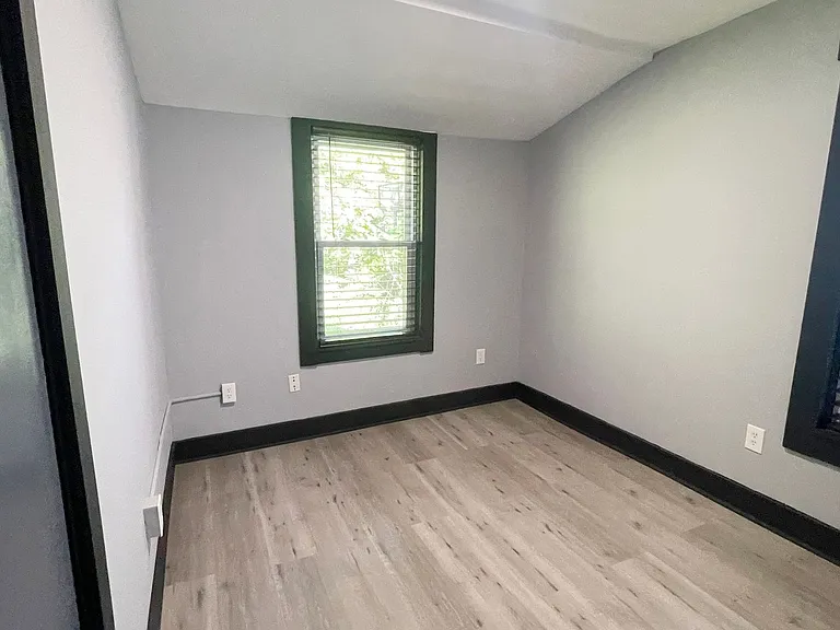 264 West St — Photo 17