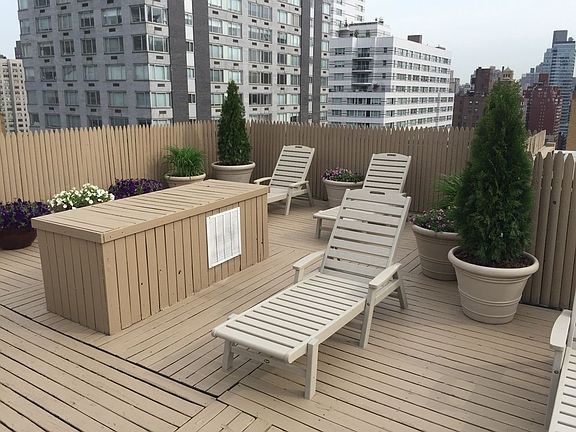 4th image of 301 E 66th St APT 7K