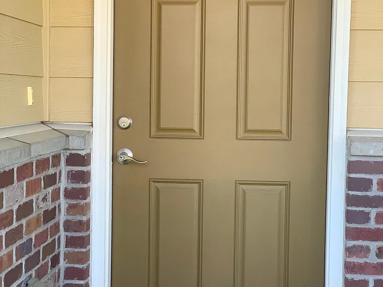 16262 E Geddes Ln #6 — Photo 2