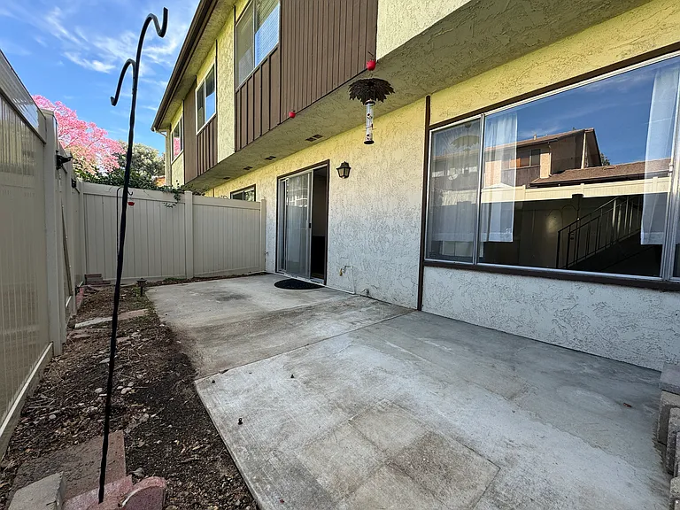 2154 Basswood Ct — Photo 22