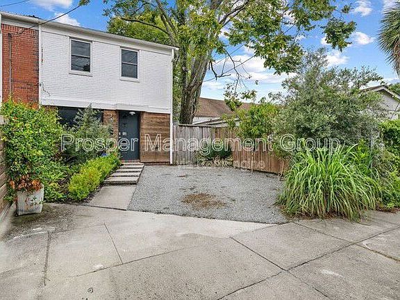2nd image of 201 Nassau St