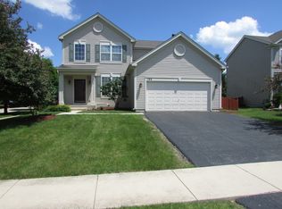 786 Sapphire Dr, Bolingbrook, IL 60490