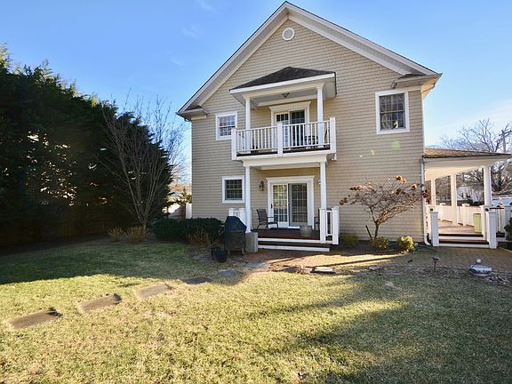 2nd image of 7 Wilson Ave