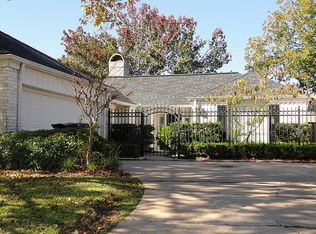 2807 Country Club Blvd, Sugar Land, TX 77478