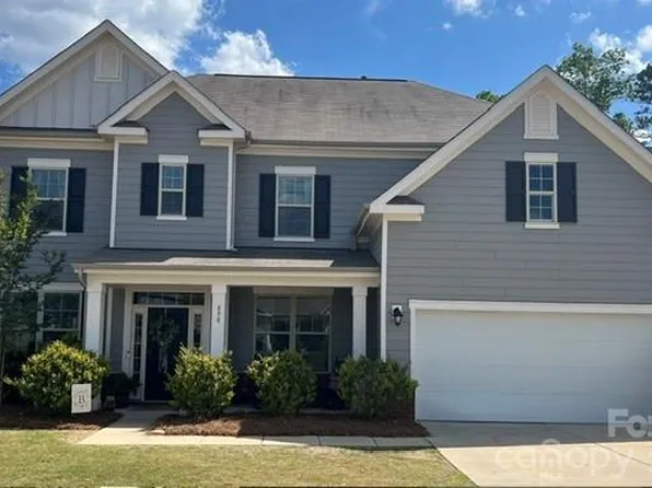 858 Double Oak Ln SE, Concord, NC 28025