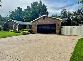 5311 Blue Ridge Dr, Newburgh, IN 47630