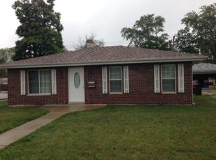 17303 Burnham Ave, Lansing, IL 60438