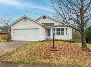 202 Mondair Dr, O'Fallon, MO 63368