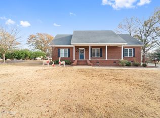 300 N Pine St, Pink Hill, NC 28572