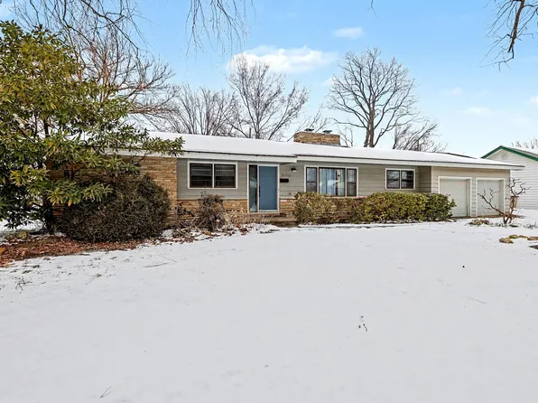 526 E Park Lane St, Derby, KS 67037