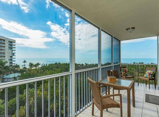 1 Bluebill Ave APT 709, Naples, FL 34108
