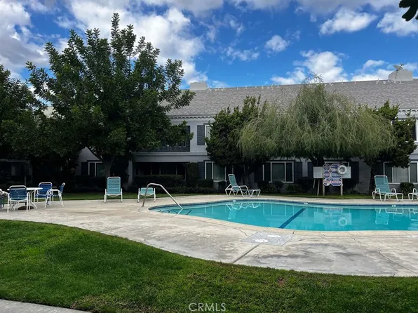 1510 S Pomona Ave Unit B10, Fullerton, CA 92832