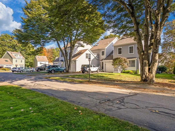 10 Yorke Ridge Way #10, York, ME 03909