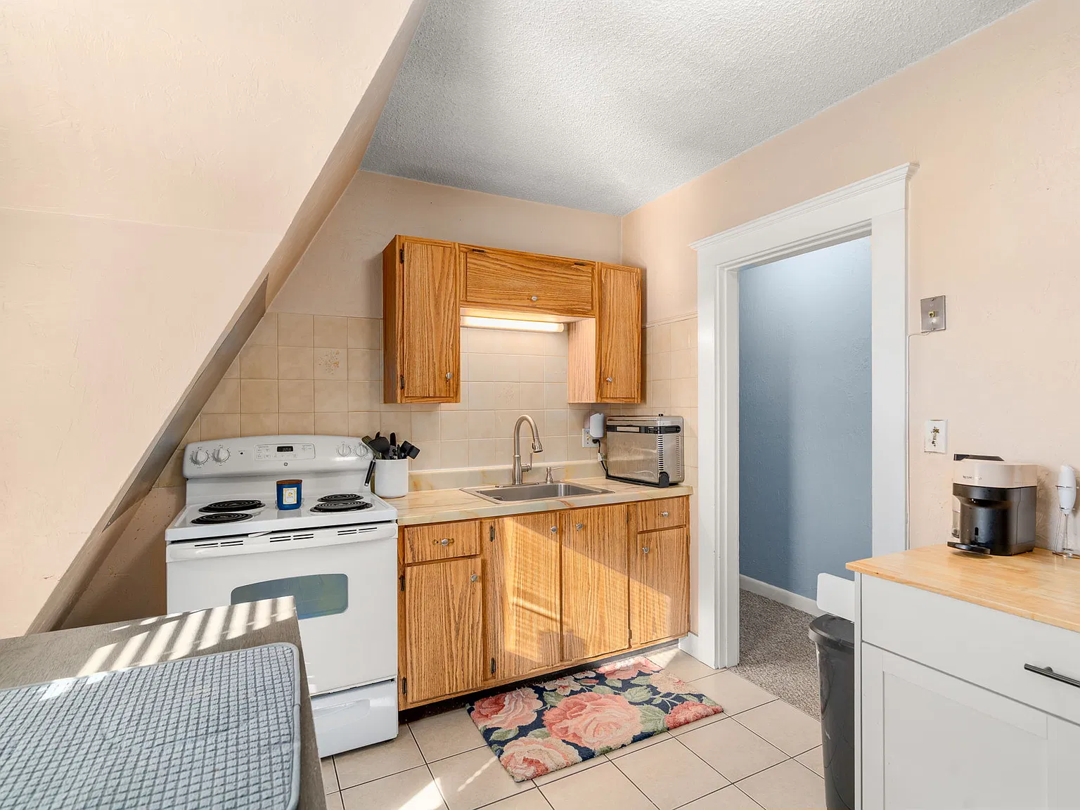 3 bed, 1178 sqft, $2,800 — Photo 2