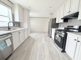 4000 E 134th St #1020, Chicago, IL 60633